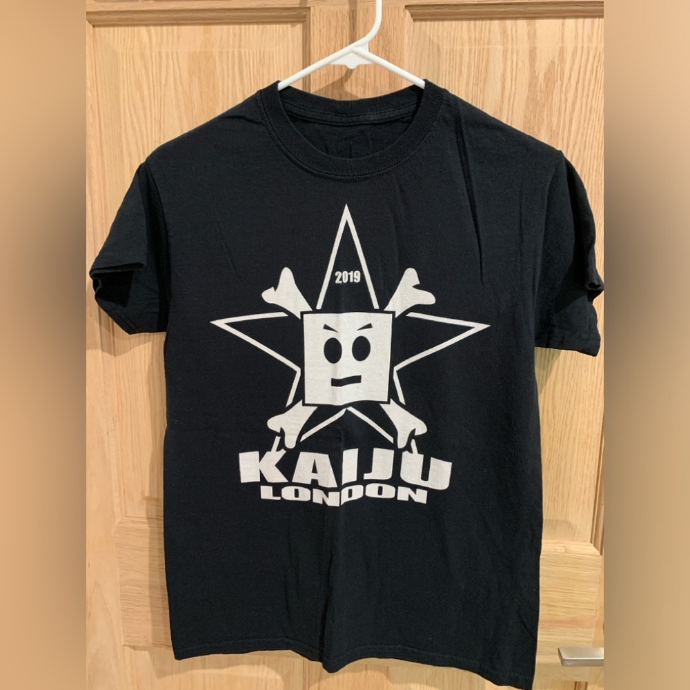 Graphic Tee Kaiju London 2019 | Unisex Small